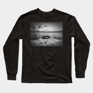 pollution drama Long Sleeve T-Shirt